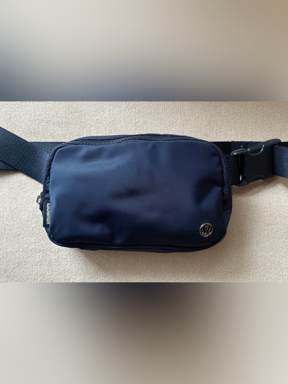 Lululemon mini navy crossbody/fanny pack